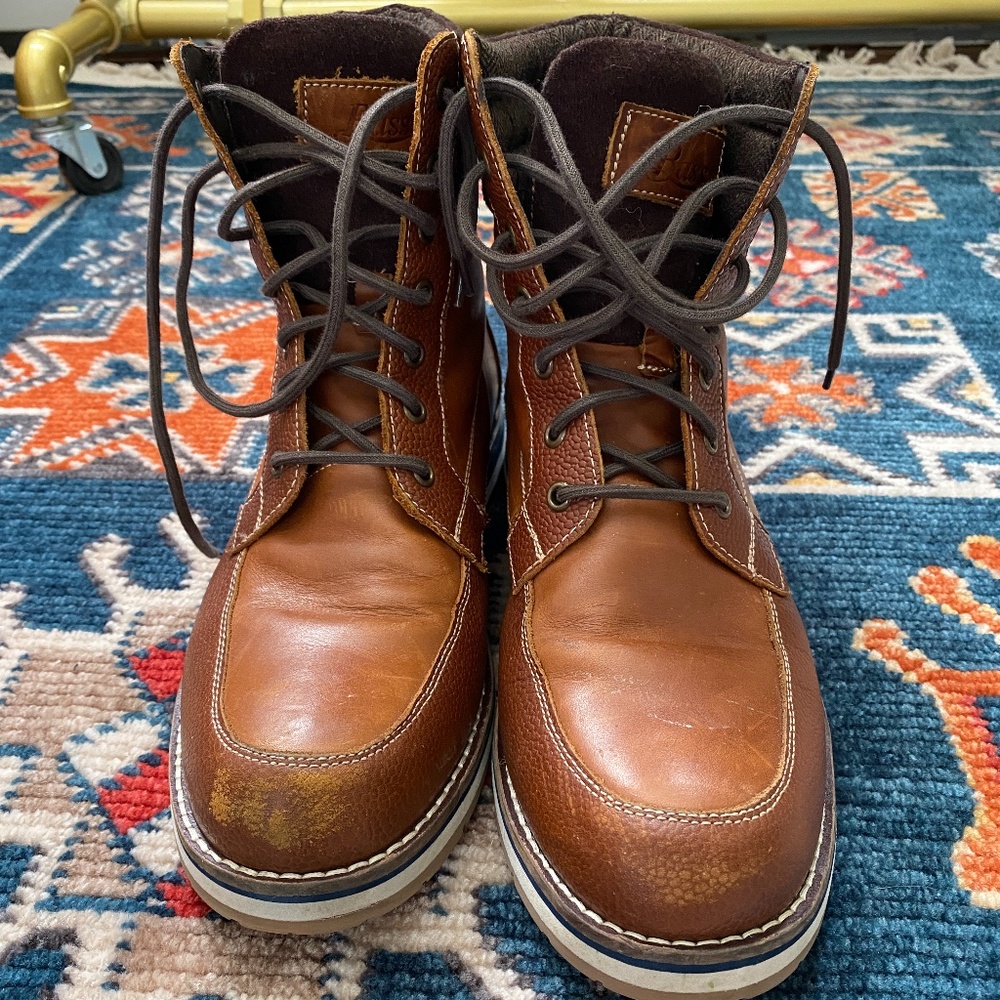 4/12$ or 3/$9 Bass Tyson Boots Size 10M